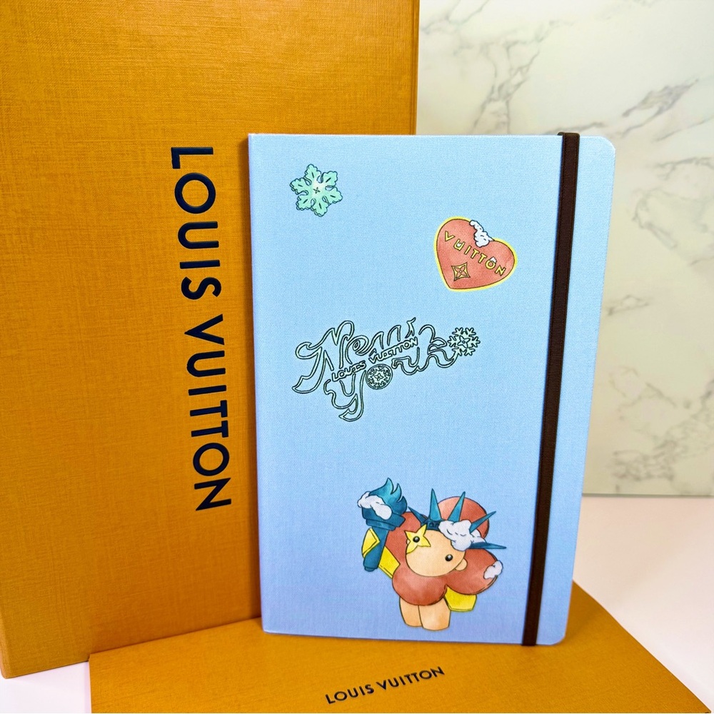 Louis Vuitton 57th Street NYC Jane Notebook MM